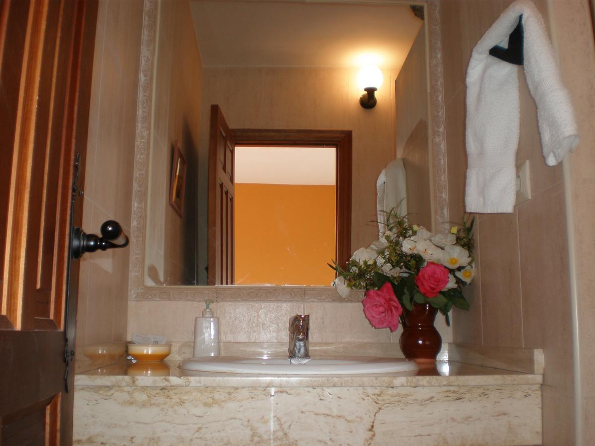 Hostal Restaurante Alto Rey Arroyo de las Fraguas エクステリア 写真